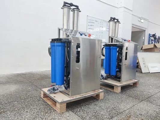 Mobile Water Purification System RO Membrane Desalination Device With Water Pump