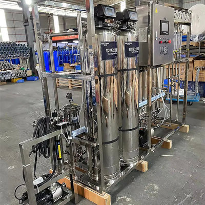 2TPH 3.0kW-380-415V 2xSS304 Tanks Brackish Water Reverse Osmosis Water Plant