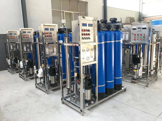 1.5TPH 3.0kW-380-415V 3xFRP Tanks Brackish Water Reverse Osmosis Water Plant