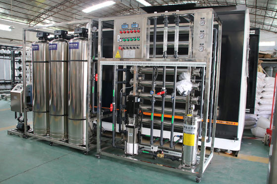 3TPH 5.5kW-380-415V 3xSS304 Tanks Brackish Water Reverse Osmosis Water Plant