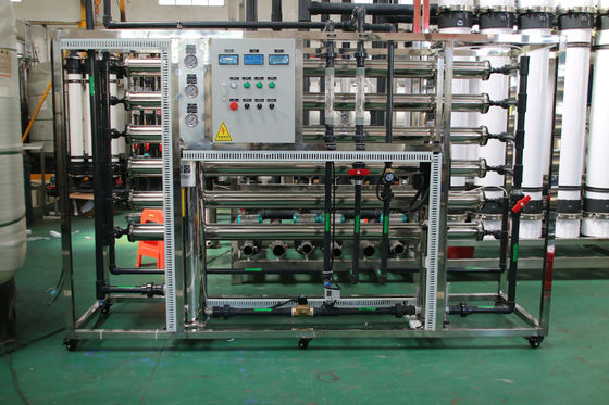 5TPH 7.4kW-380-415V 2xFRP Tanks Brackish Water Reverse Osmosis Water Plant