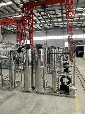 1.5TPH 235kg 2xSS304 Tanks Reverse Osmosis Water Plant For Hotel