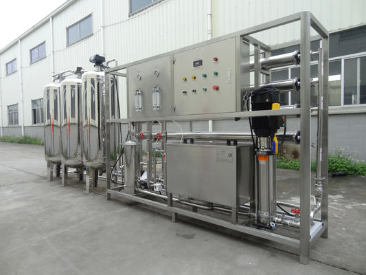 2TPH With Stainless Steel 304 Tank Brackish Water Reverse Osmosis Water Plant