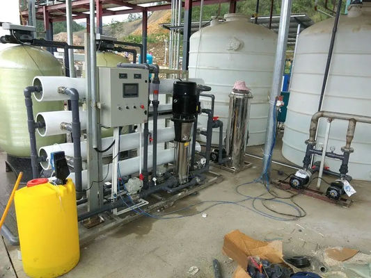 6TPH 7.9kW FRP Tanks Brackish Water Reverse Osmosis Water Plant